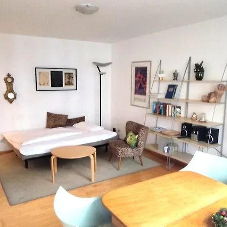 Hackescher Markt Apartment *